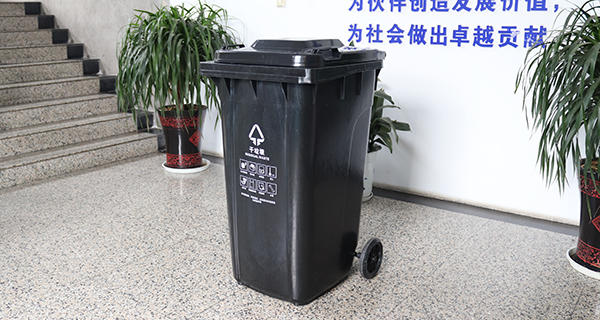 全面推進城市垃圾分類，一種黑色垃圾桶能放什么？