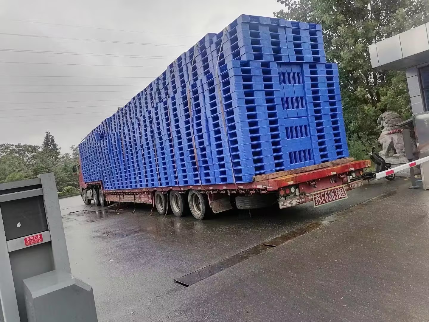 2025塑料托盤設計合理性：驅動高端制造場景優化的底層邏輯