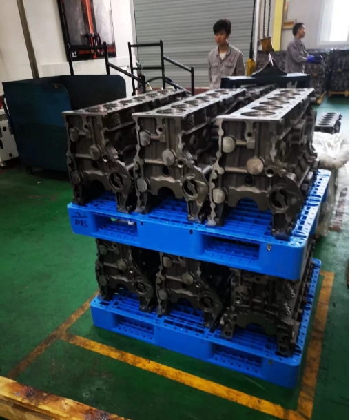 塑料托盤(pán)材料質(zhì)量與技術(shù)創(chuàng)新：從基礎(chǔ)承載到智慧節(jié)點(diǎn)的進(jìn)化之路